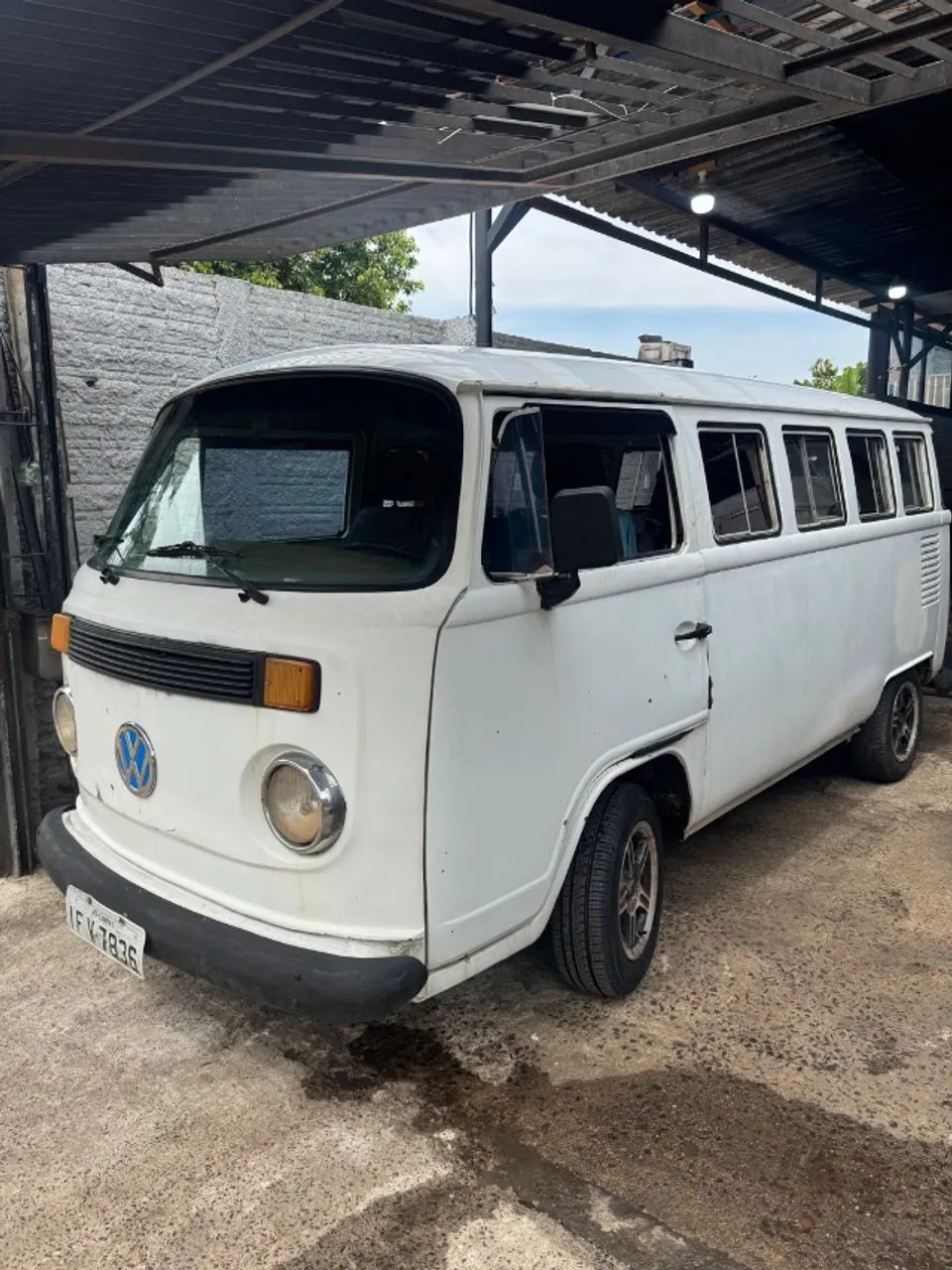 Volkswagen Kombi Standard/ Luxo/ Serie Prata 1997