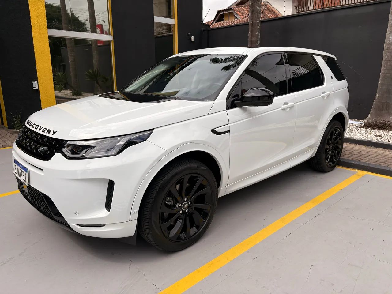 Land Rover Discovery Sport 2023