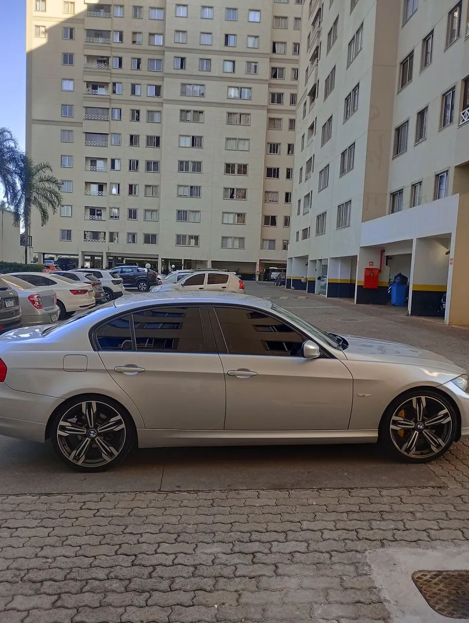BMW 320I A 2010 - Foto 2
