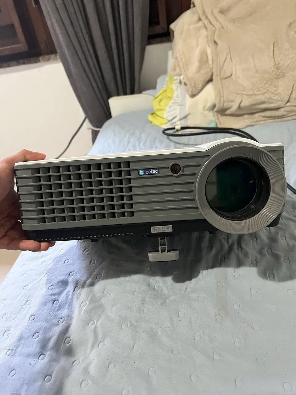 Projetor Betec BT720 - Foto 2