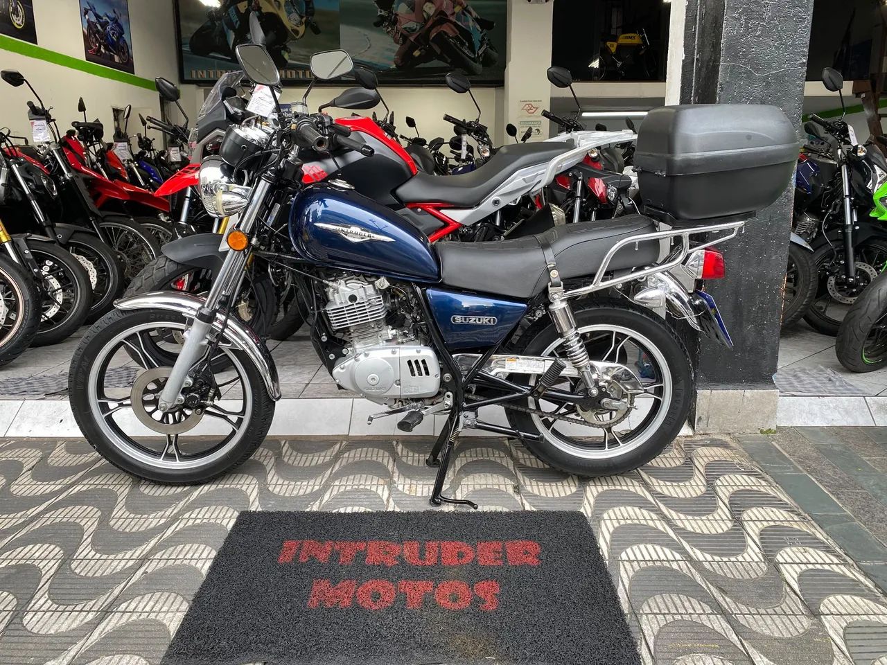Intruder 125