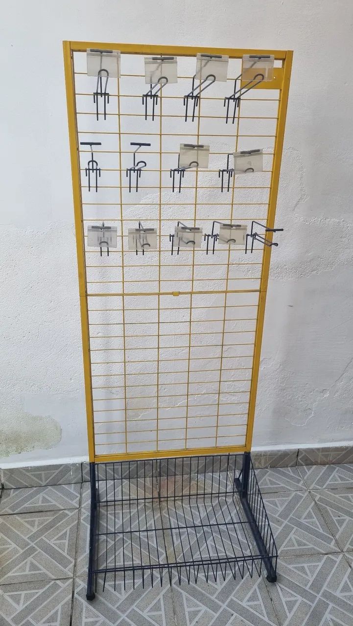 Expositor em metal