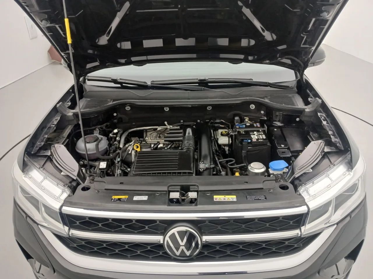 Volkswagen Taos Highline 1.4 250 TSI Flex Aut., foto 10 de 18