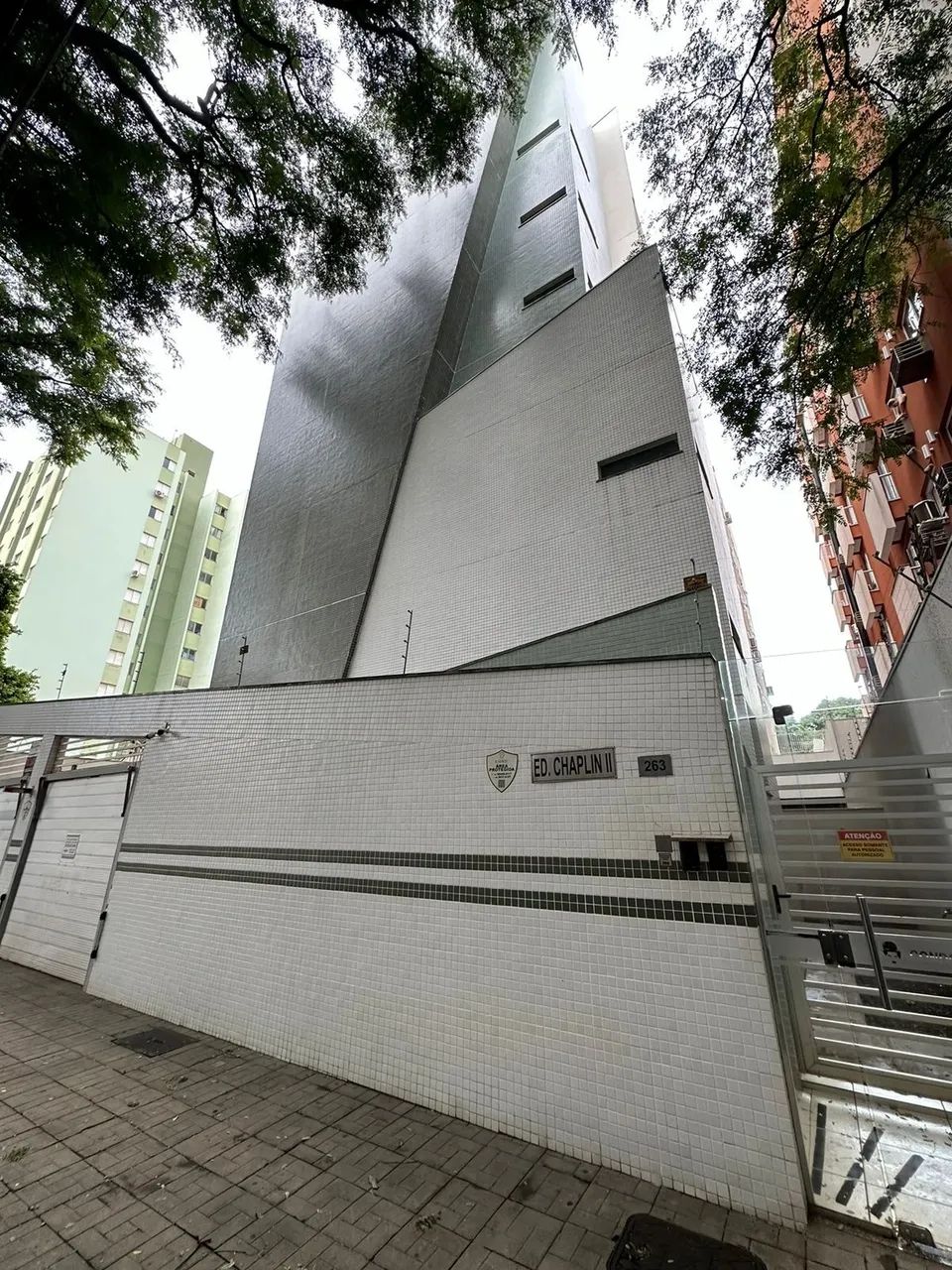 Locação - Kitnet na Zona 07 em Maringá!