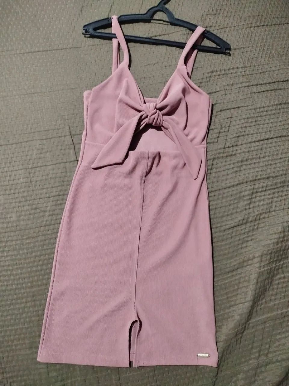 Vestido claro semi novo 