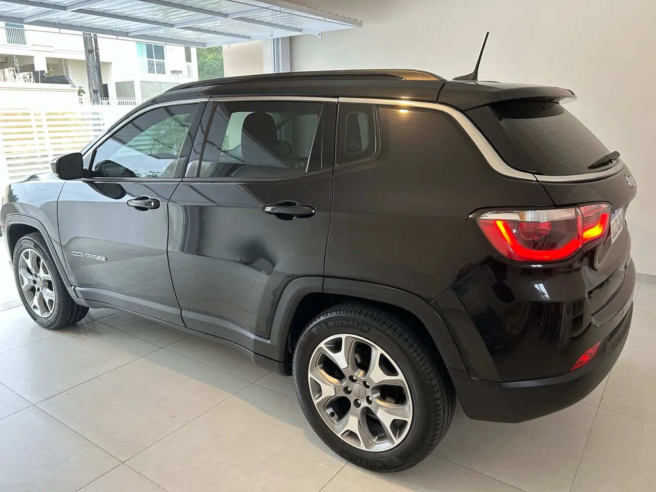 Jeep Compass Longitude 2.0 4X2 Flex 16V Aut. 2019 - Foto 2