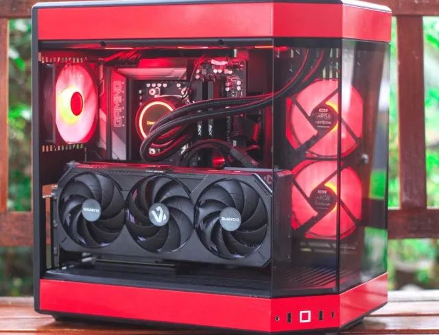 7800X3D - 32GB - RTX 5070Ti - Foto 2