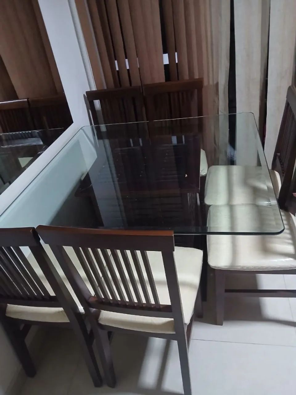 Linda mesa 6 cadeiras vidro bisotê  - Foto 5