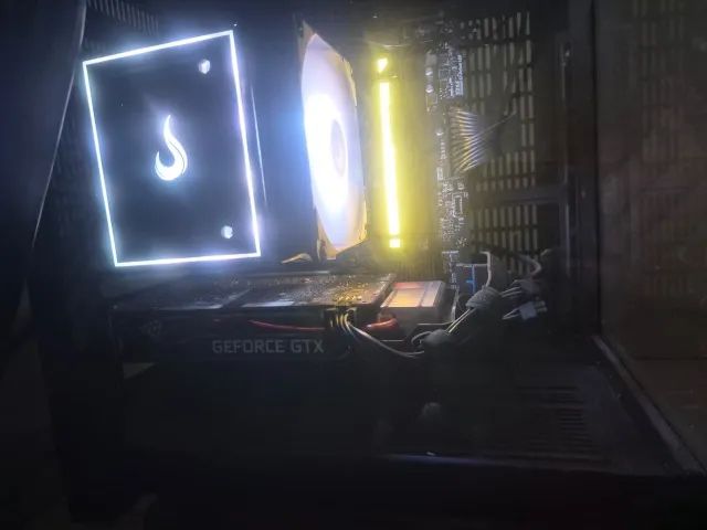 PC Gamer Ryzen 7 9800x3d, 32gb DDR5