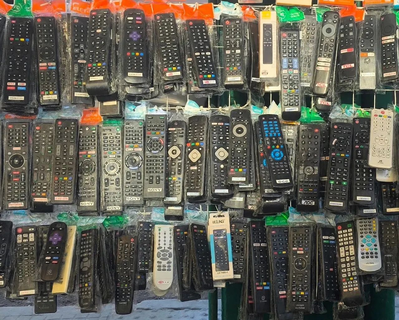 Controles semi-originais
