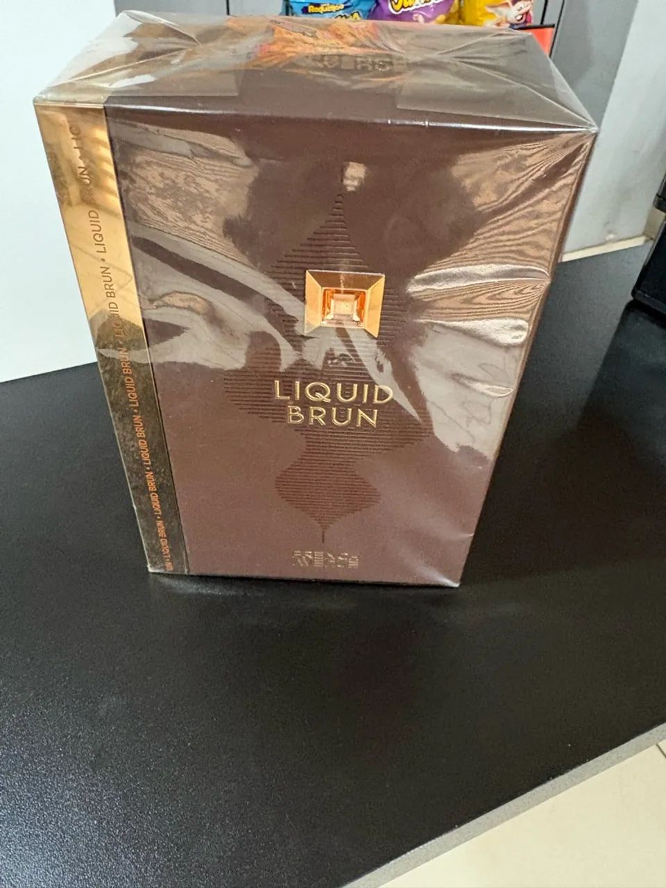 Perfume liquid brun 
