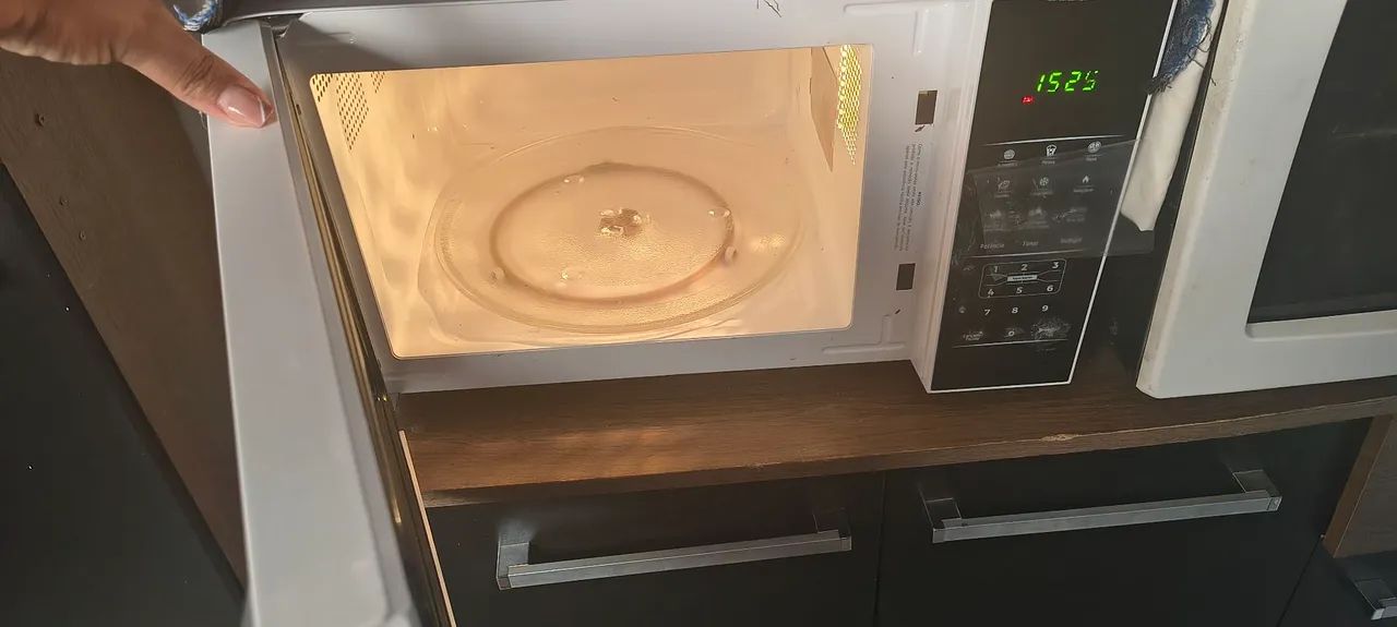 Microondas Britânia  - Foto 3