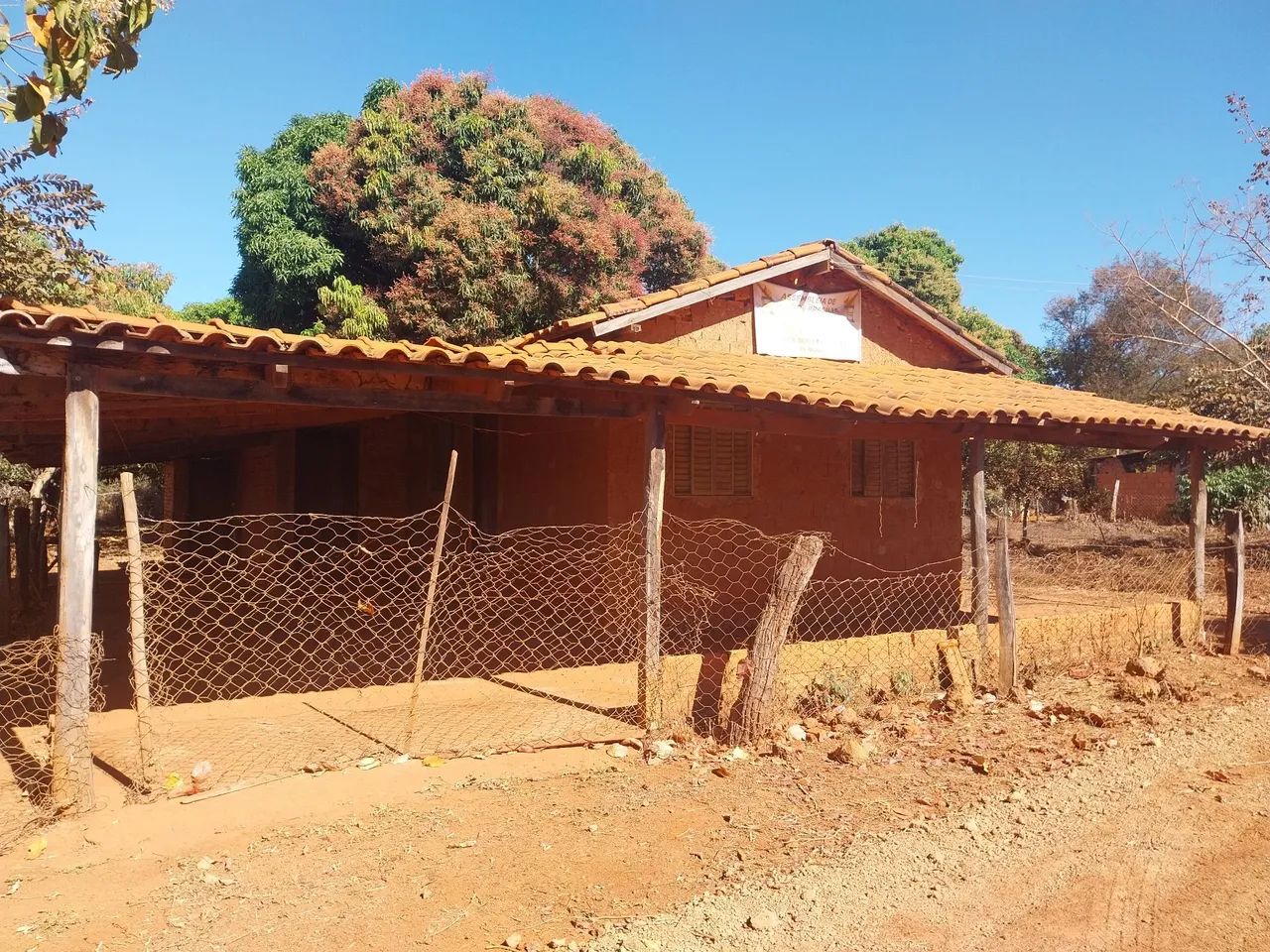 Vendo Lote com casa - Foto 4