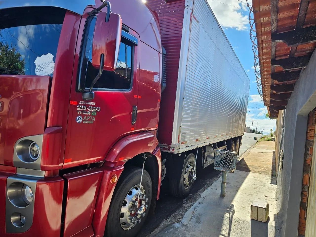 Caminhão VW 25.320