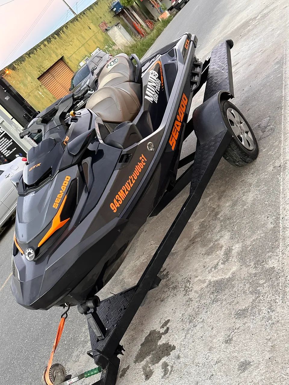 ドラケンページ　SCO-144/CG Jet ski 170 gtx 2022 - Barcos e aeronaves - Rotary Club de
