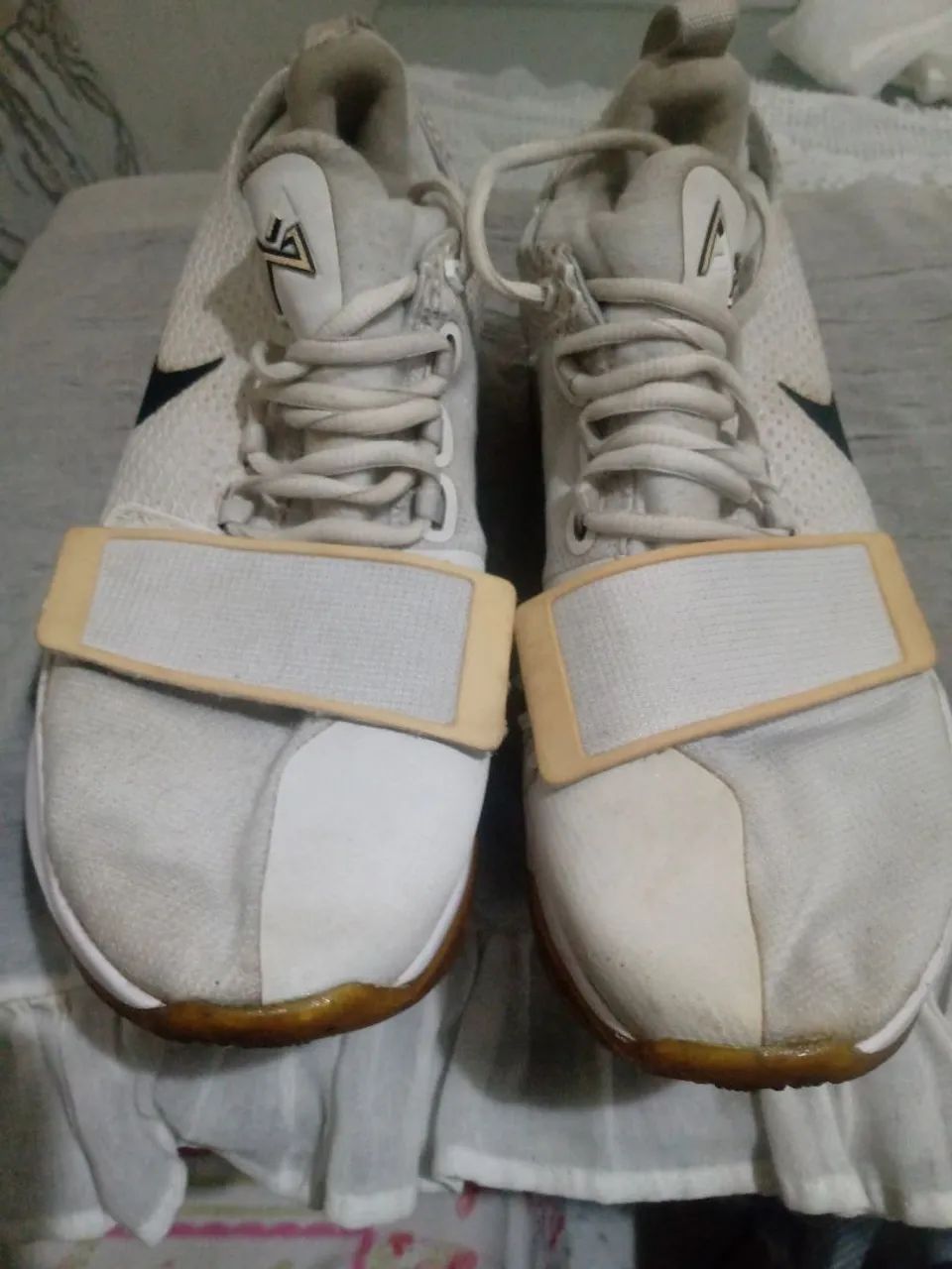Tênis Nike zoom 13 para prática esporte.