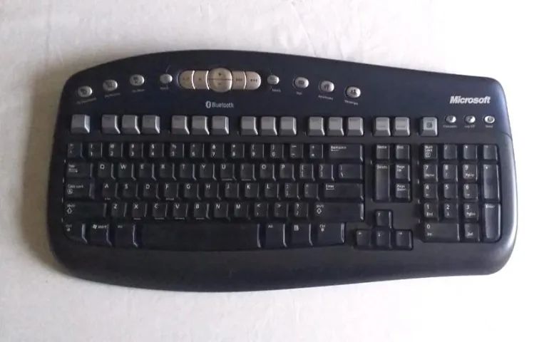 Teclado Microsoft bluetooth, Wireless Optical Keyboard, usado em bom estado - Foto 2