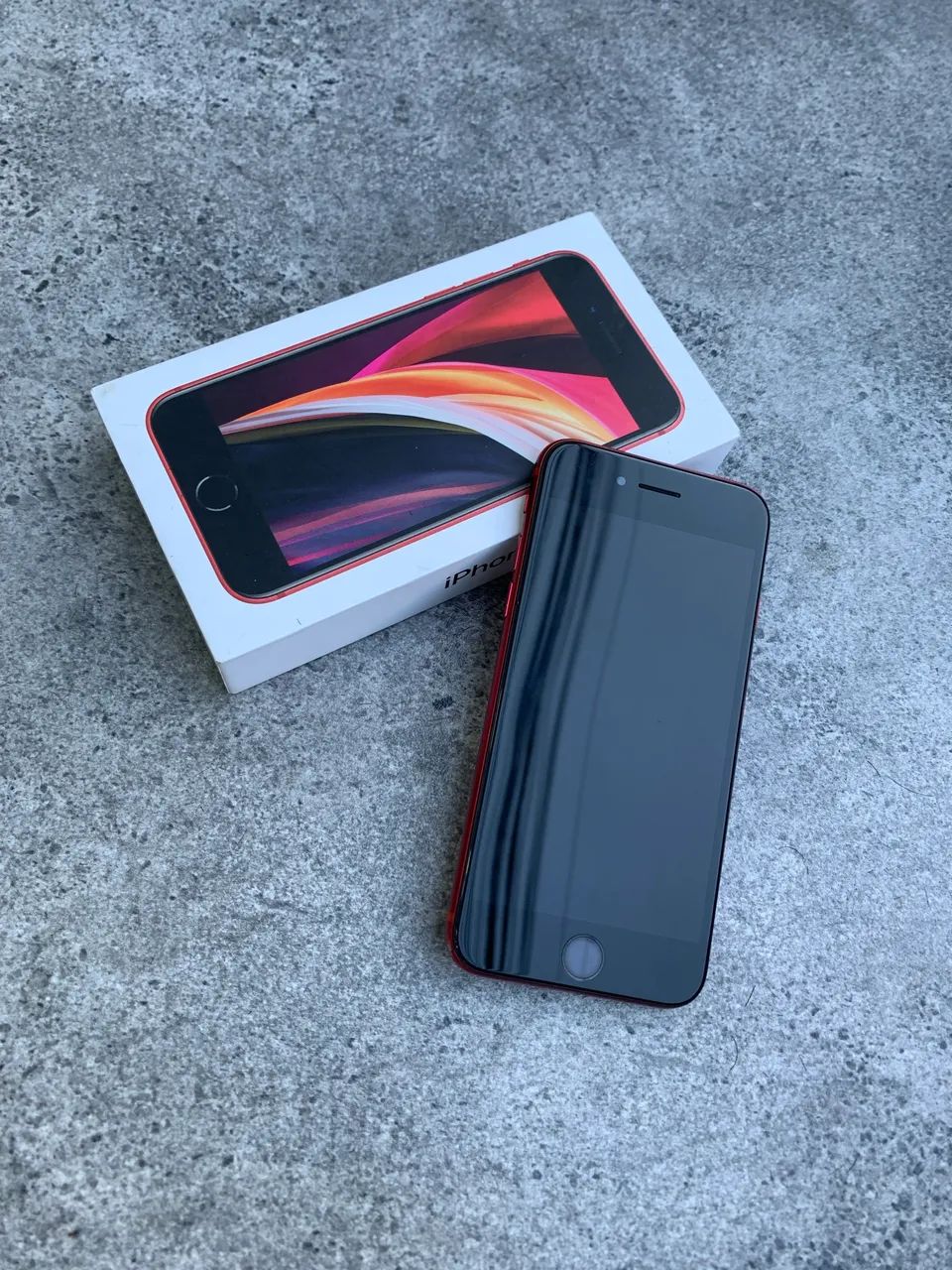 iPhone SE 2 geração oportunidade!!!!! - Foto 3