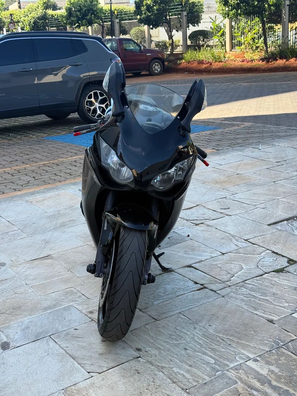 Honda Cbr 1000RR Fireblade - Foto 2