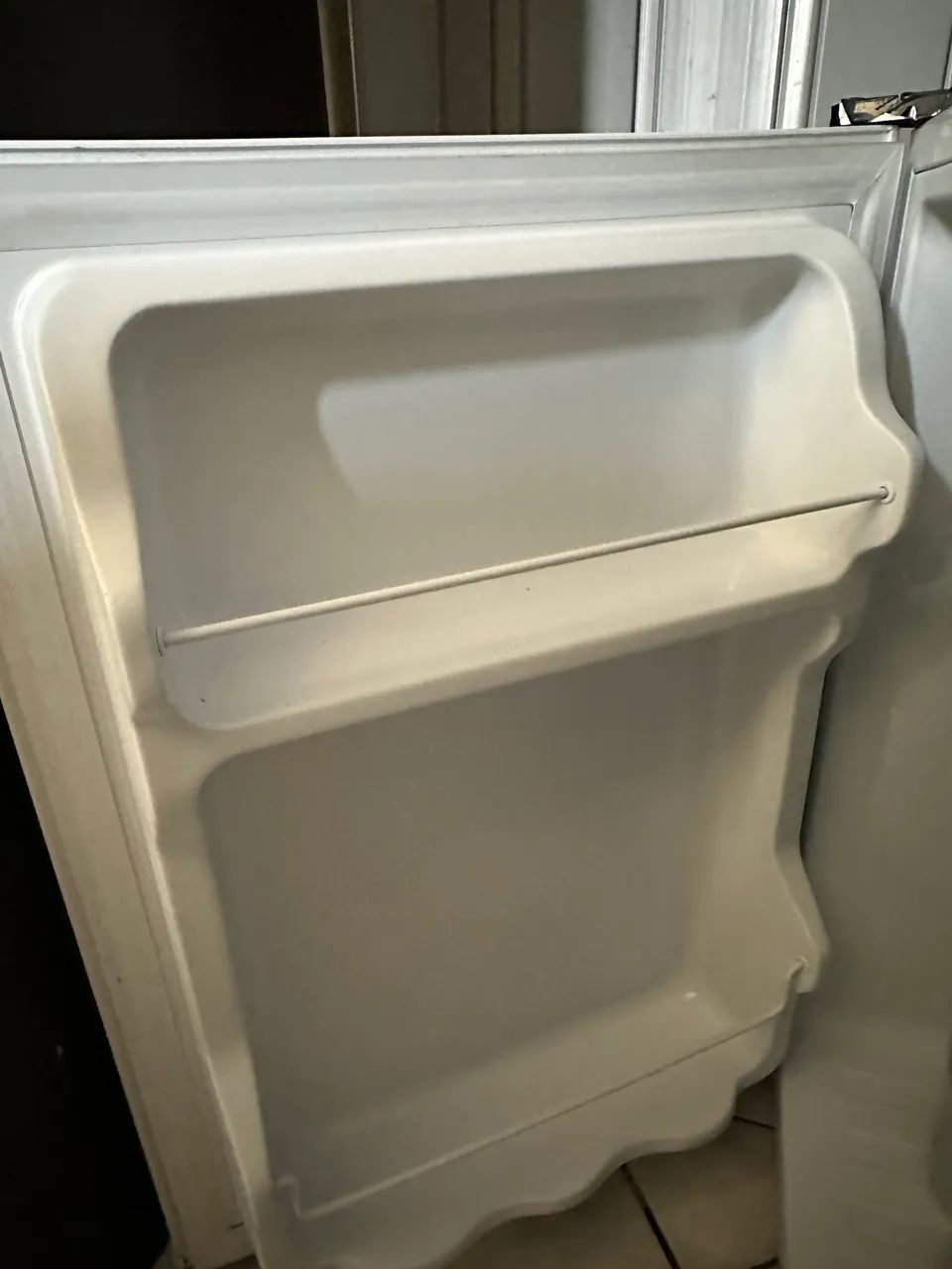 Frigobar Philco branco - Ótimo para quarto - Foto 3