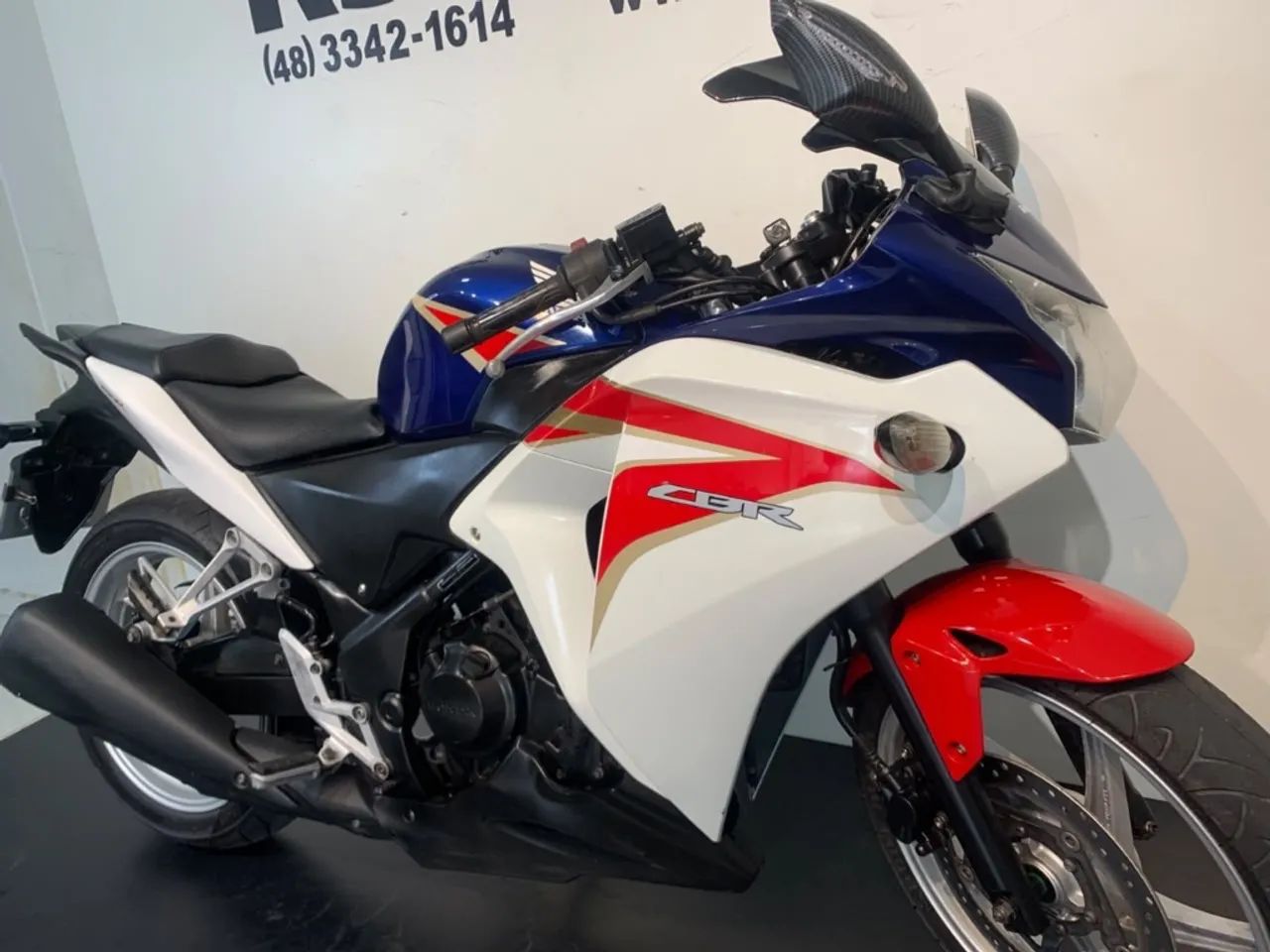 CBR 250R - Foto 4