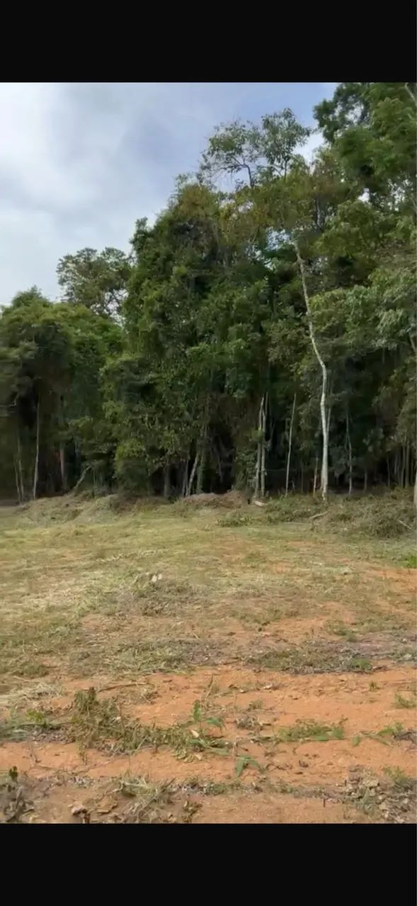 Terreno próximo a pedra azul.