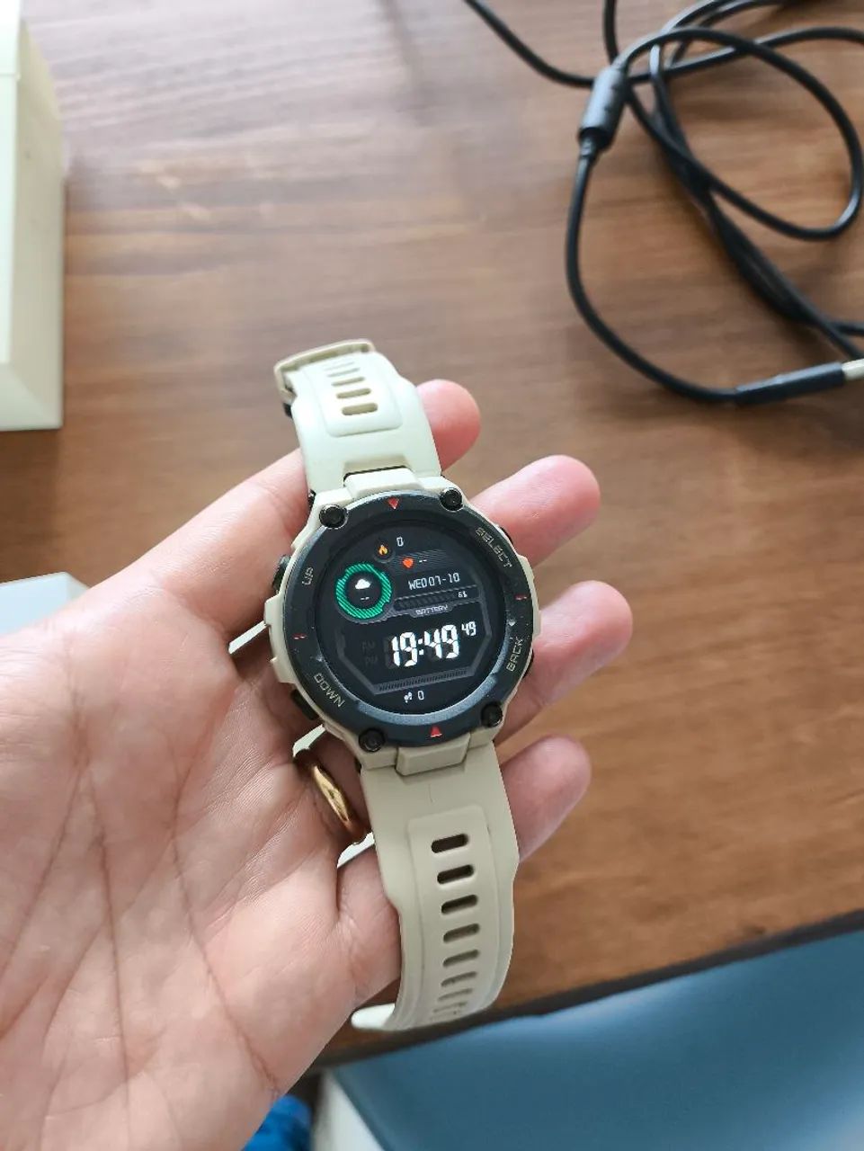 Smartwatch Amazfit T-Rex A1919 Khaki com GPS e Caixa - Foto 4