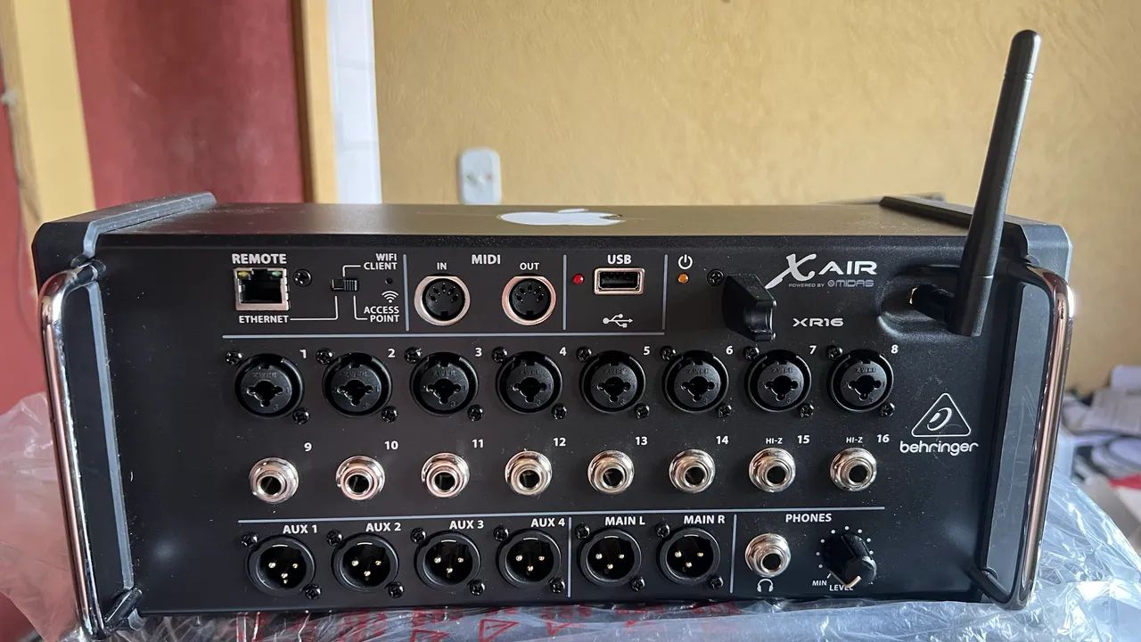 Mesa de som Behringer XR 16  - Foto 4