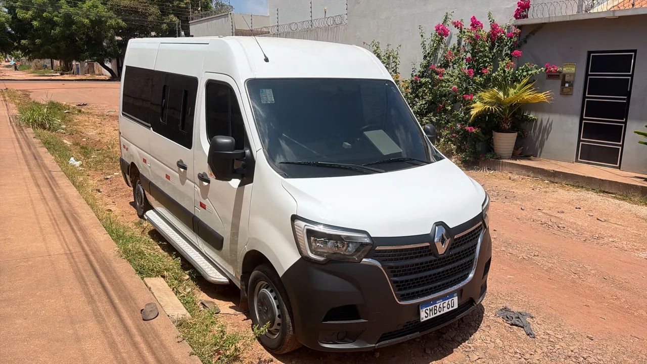 Alugo van para passeios 