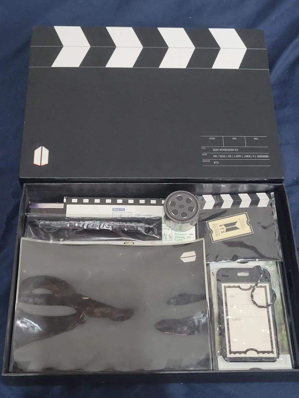 ARMY.ZIP 6th Membership Kit - BTS Cinema - Hobbies e coleções