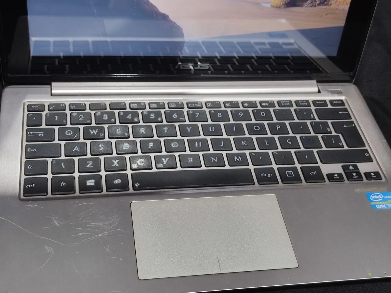 Asus Vivobook S200E  - Foto 3