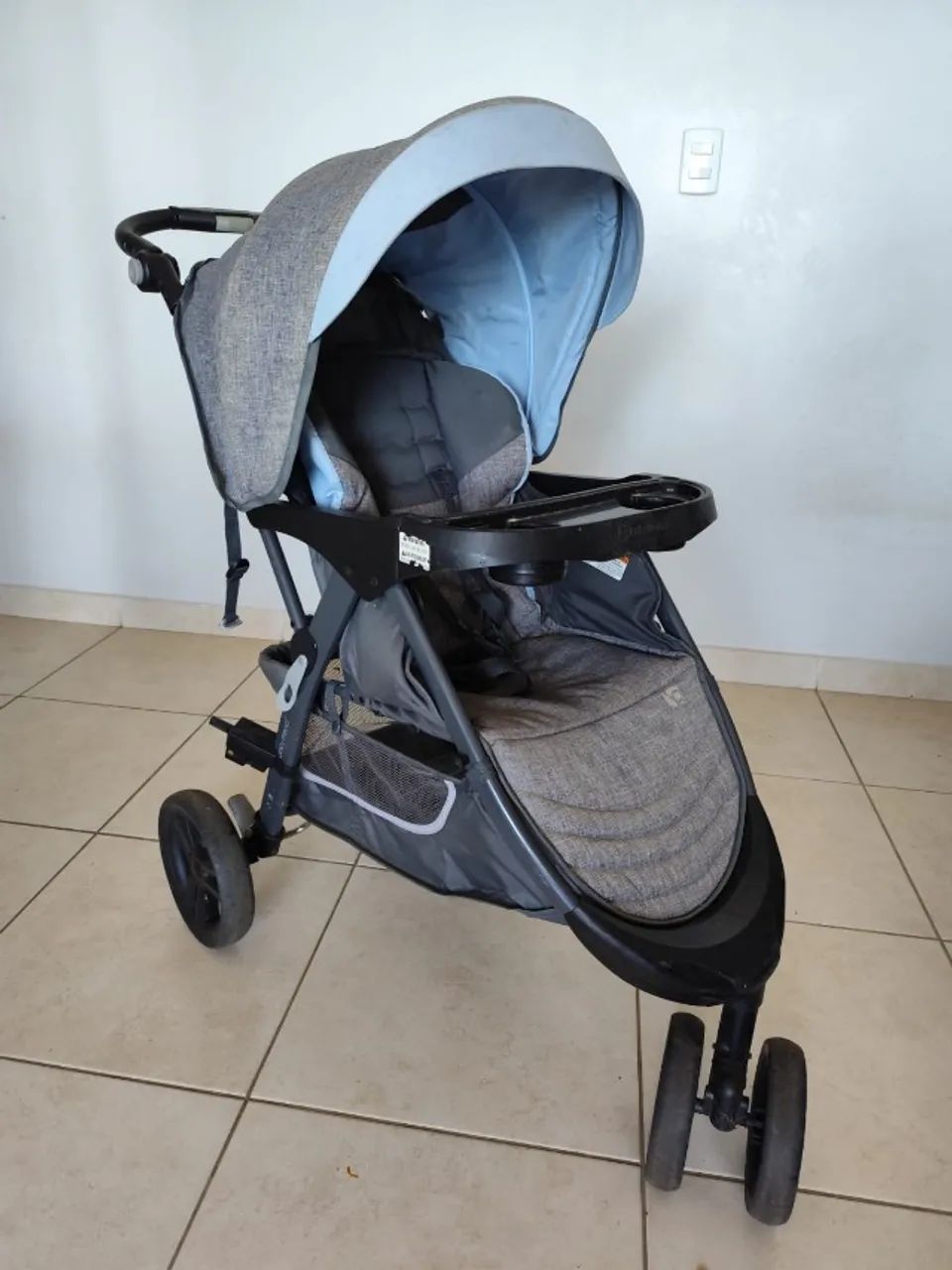 Carrinho de bebe Babytrend Skyline (importado) - Foto 3