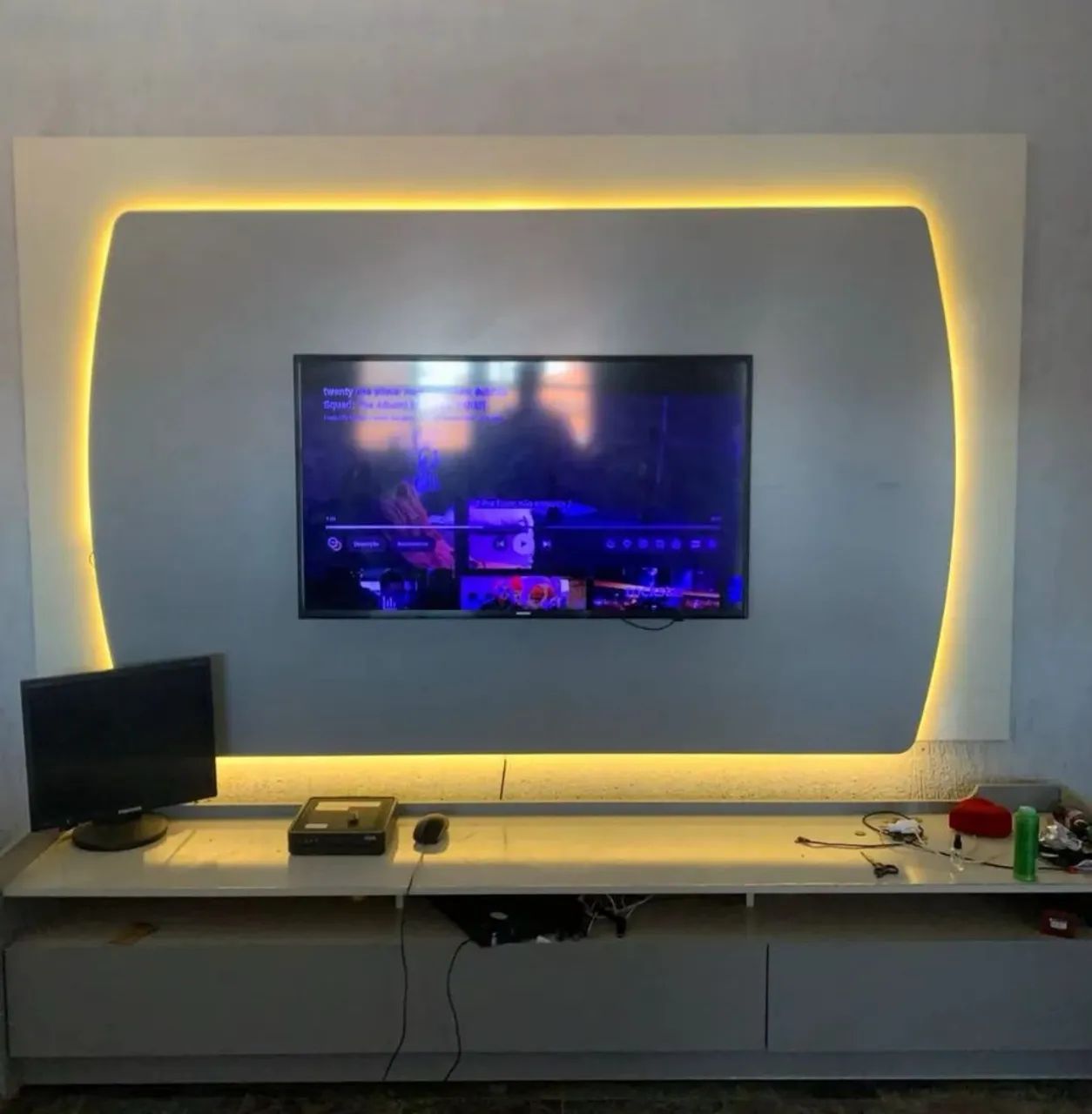 Painel de TV com LED + Rack Moderno com 3 Gavetas - Completo!