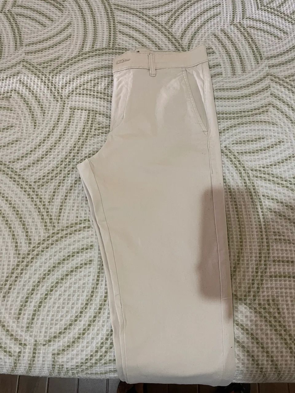 Calça Sarja bege tamanho 38, excelente estado, marca Luidgi  - Foto 4