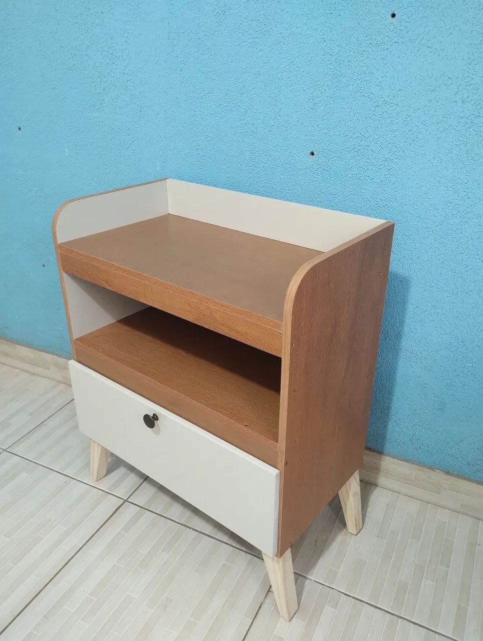 Criado / mesa auxiliar de cabeceira USADO bem conservado  - Foto 4
