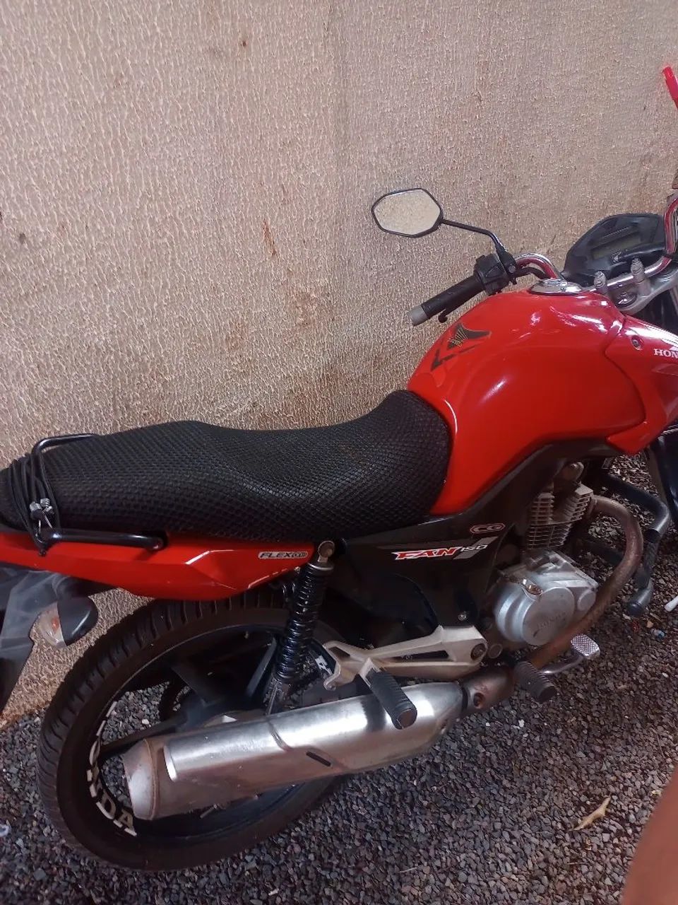 Cg 150 - Foto 2