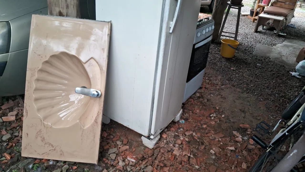 Vendo combo de móveis usados - Foto 3