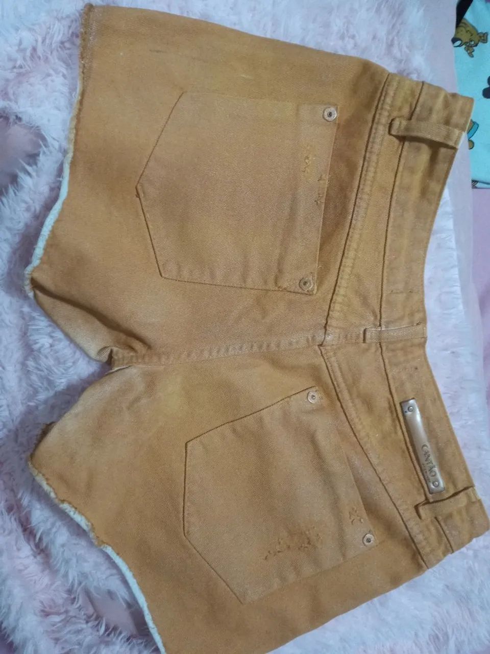SHORT JEANS FEMININO NÚMERO 40/42 LINDO!!! 