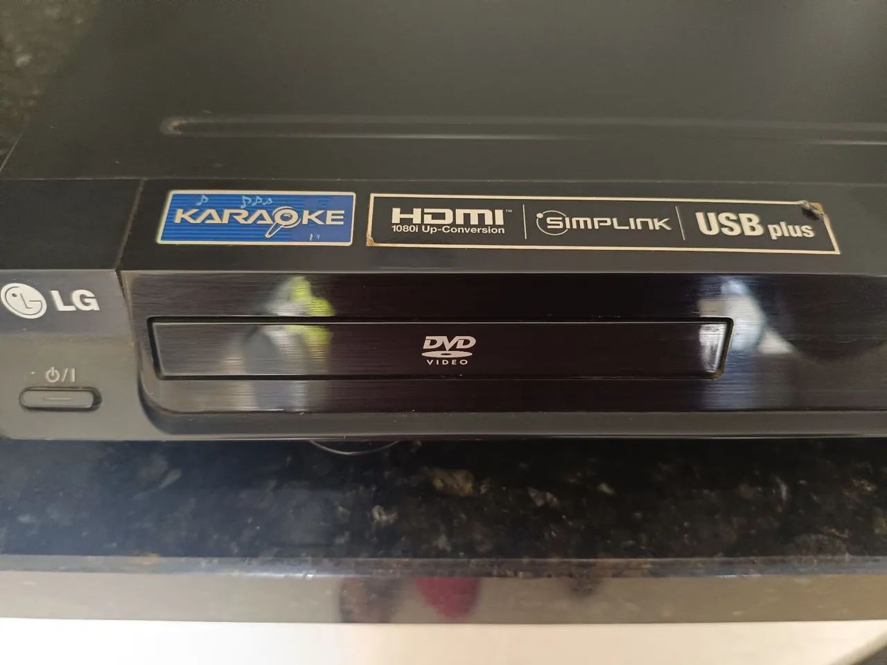 Vendo DVD/KARAOKÊ LG