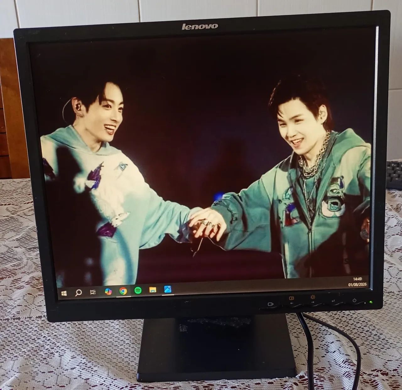 Monitor Lenovo 19 polegadas