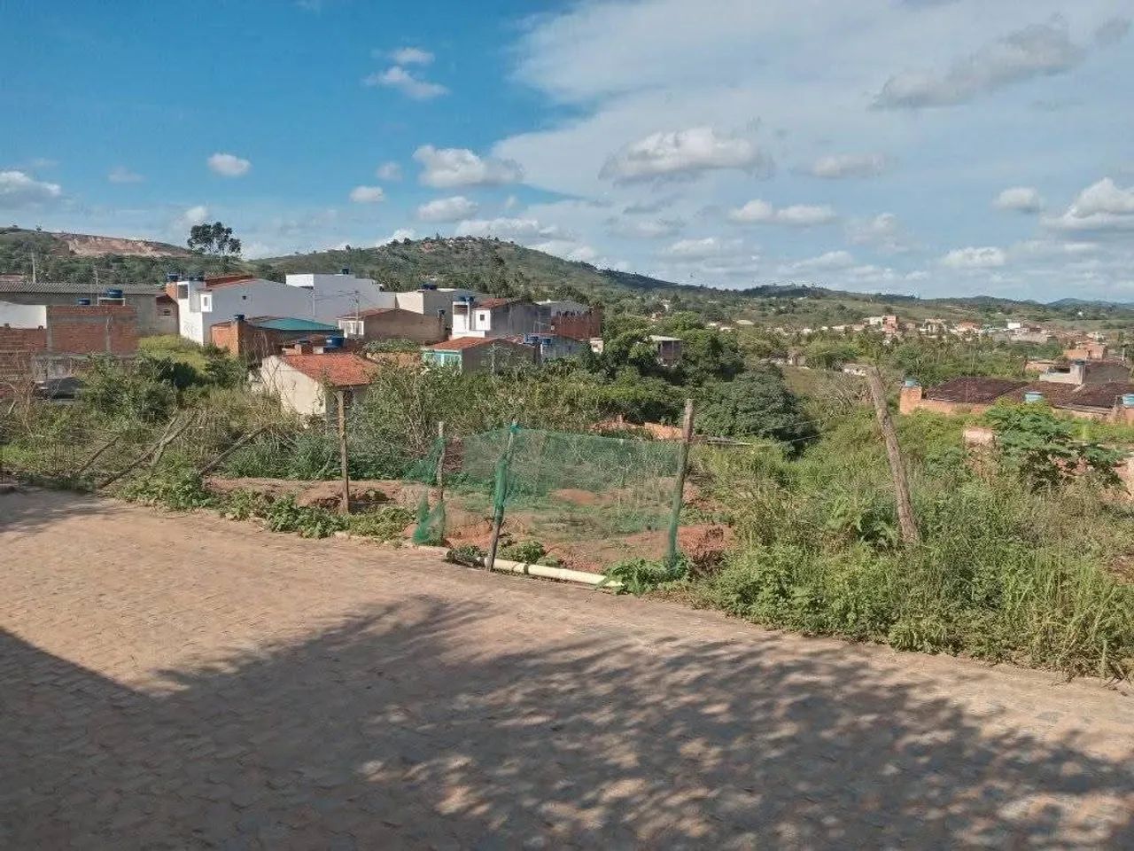 POMBOS PERNAMBUCO- TERRENO