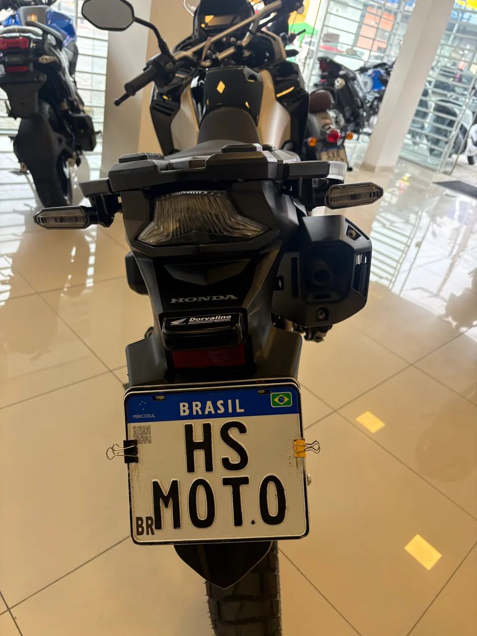 Honda Sahara 300 ADV 2026 - Foto 3