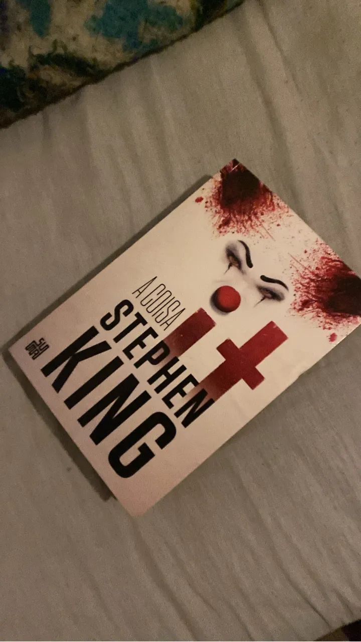 IT A COISA - STEPHEN KING - LIVRO - Foto 2