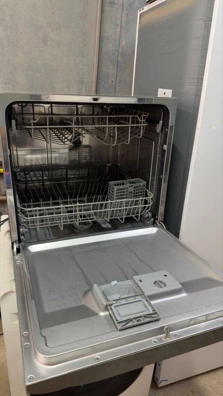 LAVA-LOUÇAS ELECTROLUX  - Foto 2
