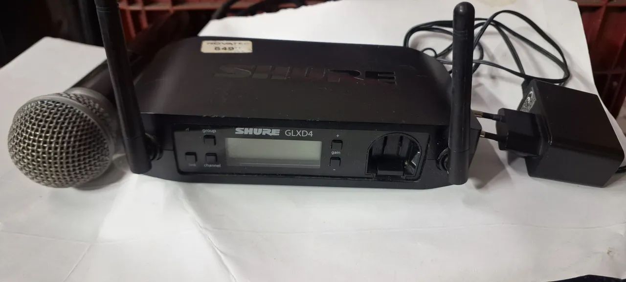Shure Wireless Microphone
