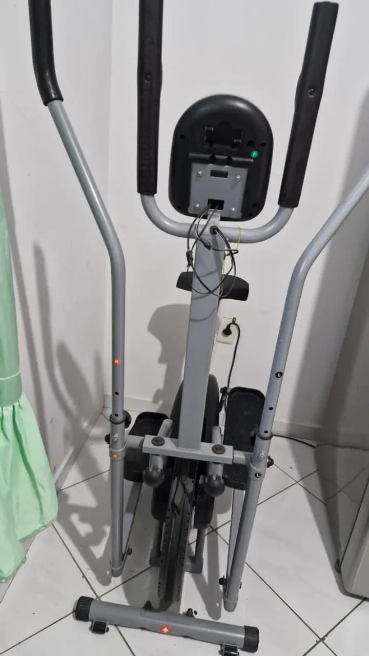 Aparelho de Ginástica Elíptico e Bicicleta Ergonômica Pelegrin PEL-FIT19