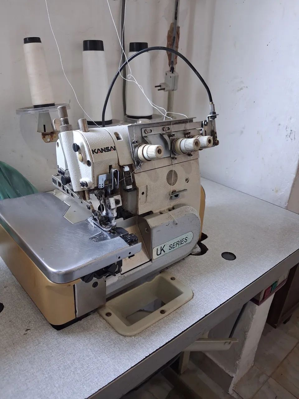 Maquina de Costura - Foto 2