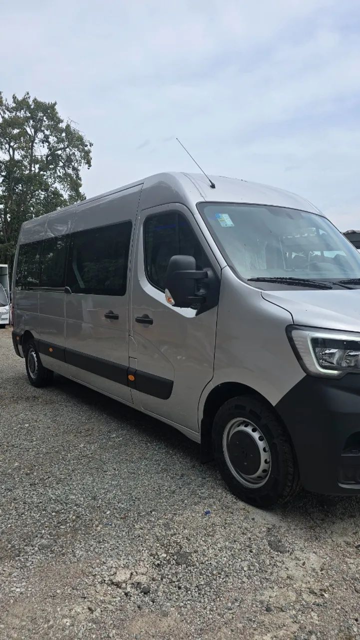 Renault Master 2.3 DCI EXECUTIVE LONGO 16L DIES 2027