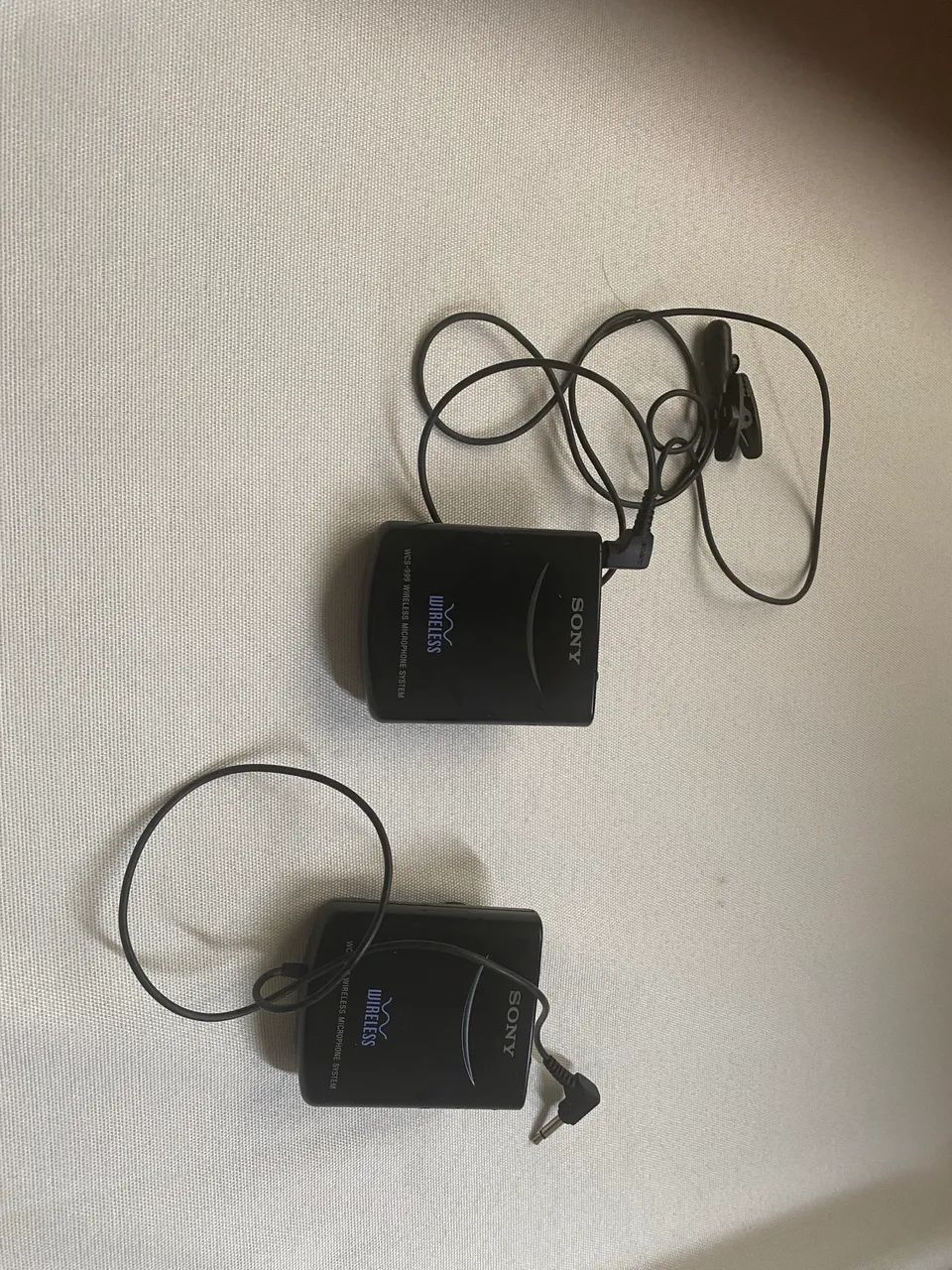 Microfone de lapela sem fio Sony