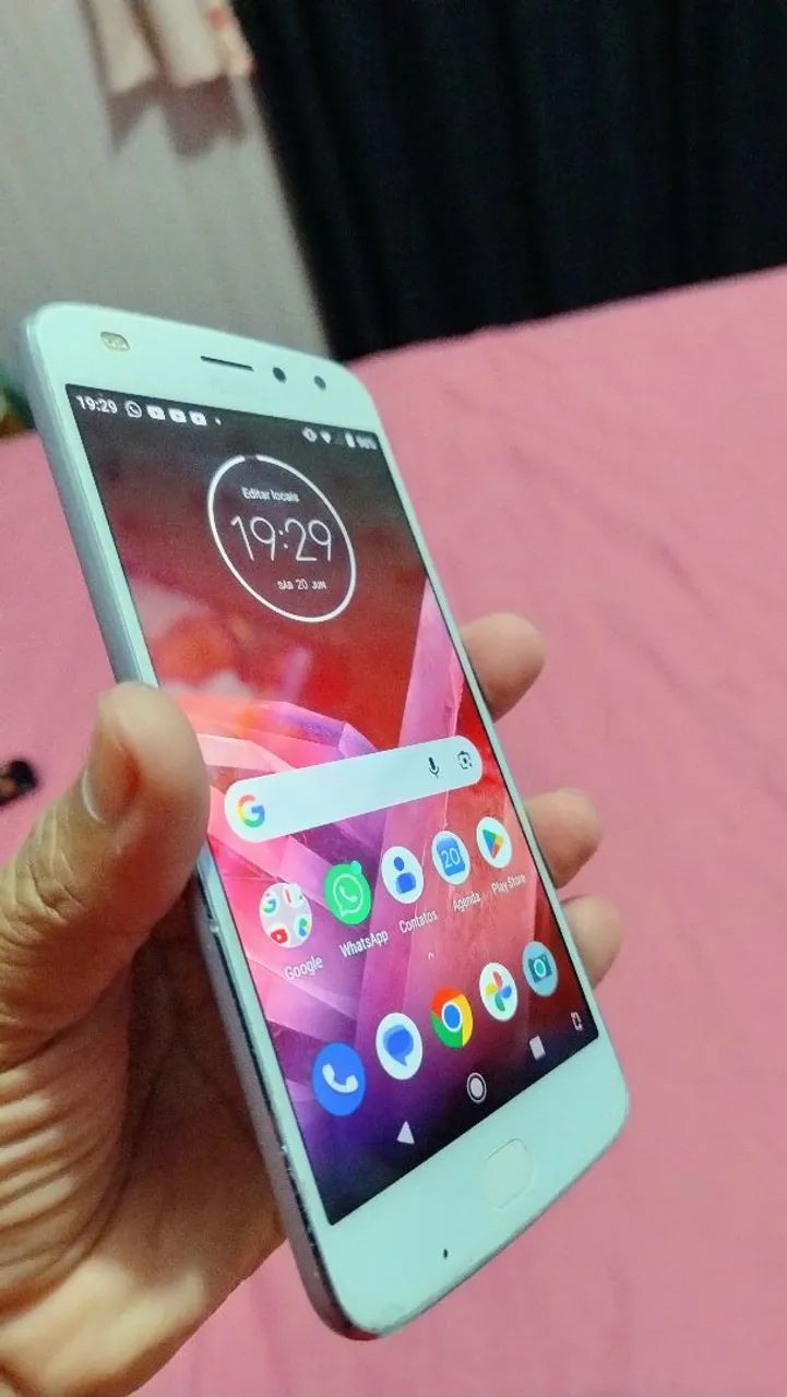 Moto z2 play funcionando perfeitamente leia.  - Foto 3